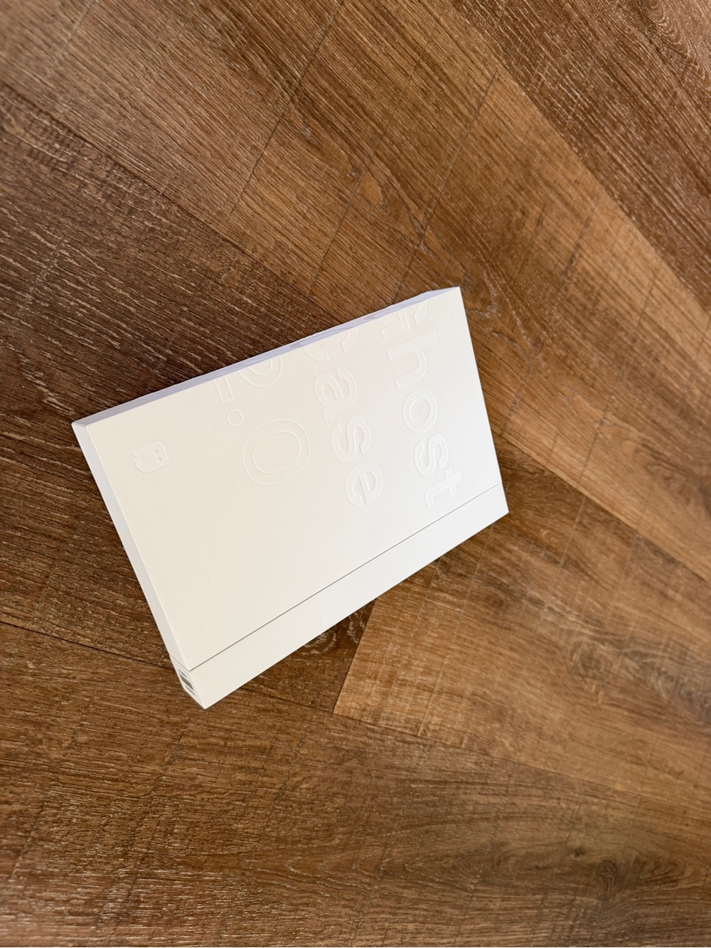 Ghost iPhone 17 pro max MagSafe case